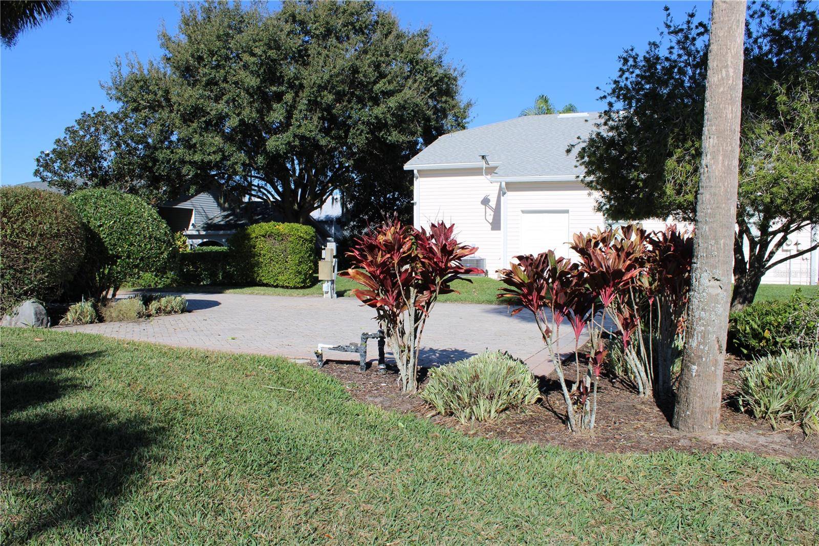 352 TRAVELERS DR, Polk City, FL 33868