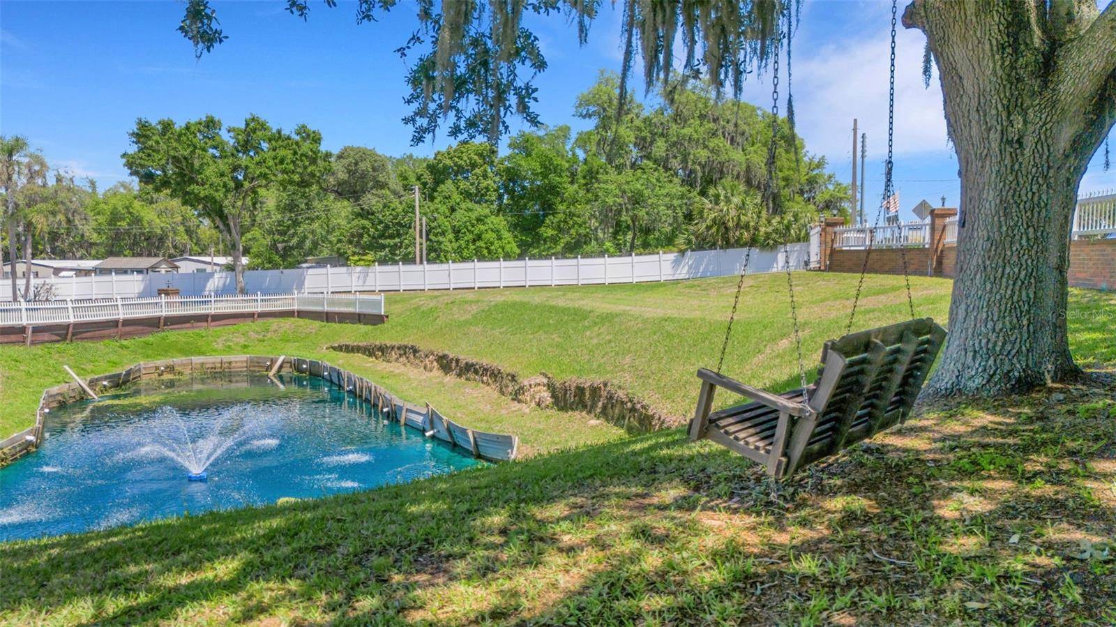 5905 MAGNOLIA LN, Lakeland, FL 33810