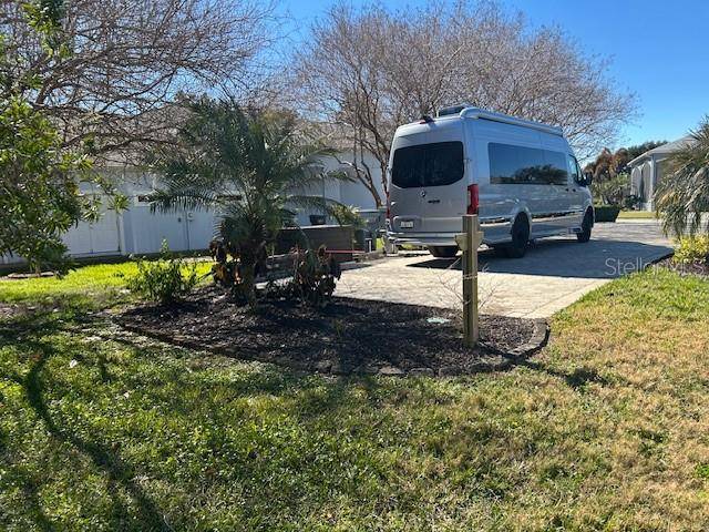 427 TRAVELERS DR, Polk City, FL 33868