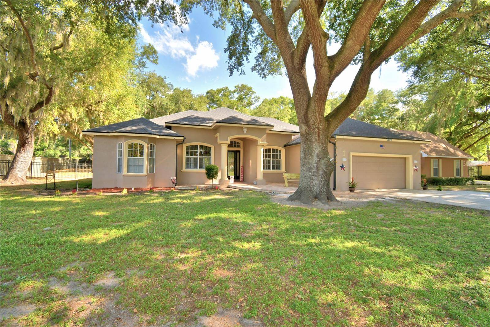 1 LAKE ELOISE LN, Winter Haven, FL 33884