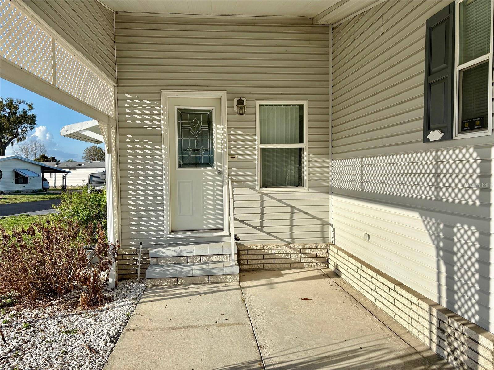 6133 GRAND OAKS DR SE, Winter Haven, FL 33884