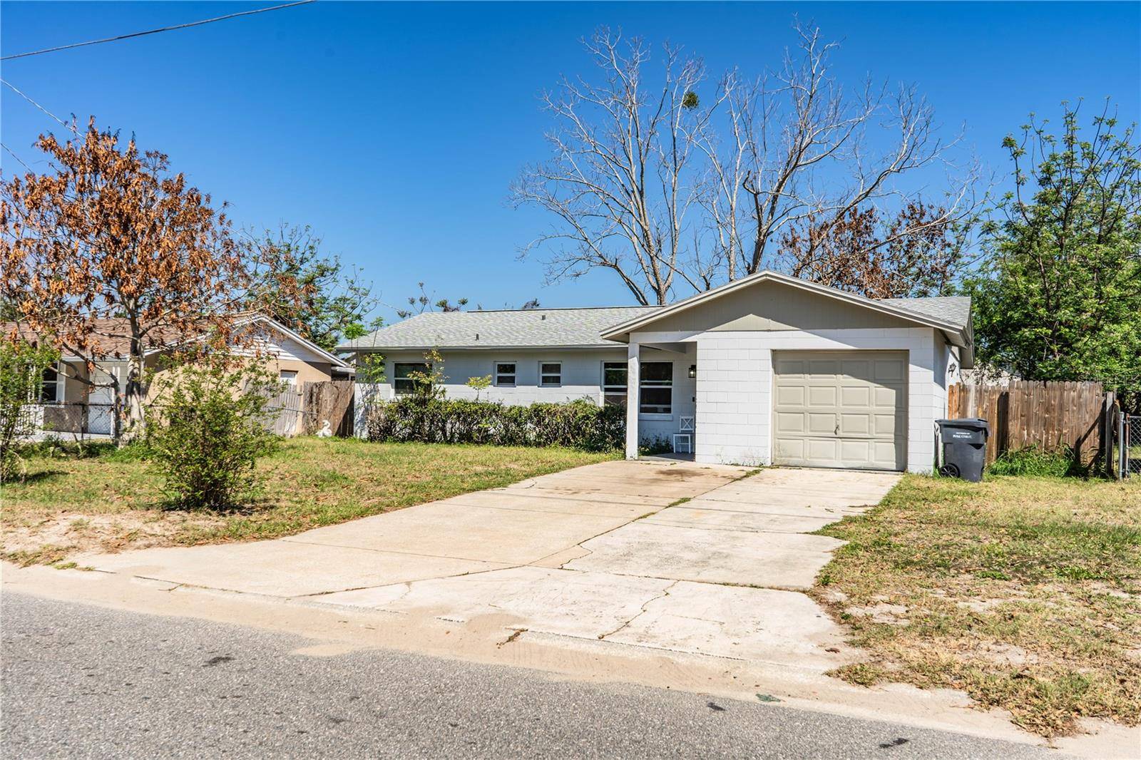 1015 CAREFREE COVE DR, Winter Haven, FL 33881