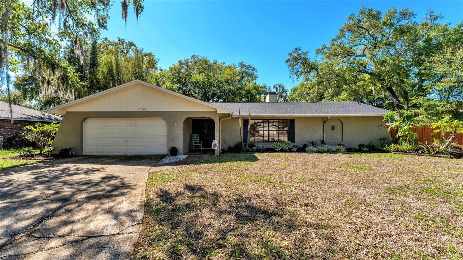 6321 FERN LN, Lakeland, FL 33813