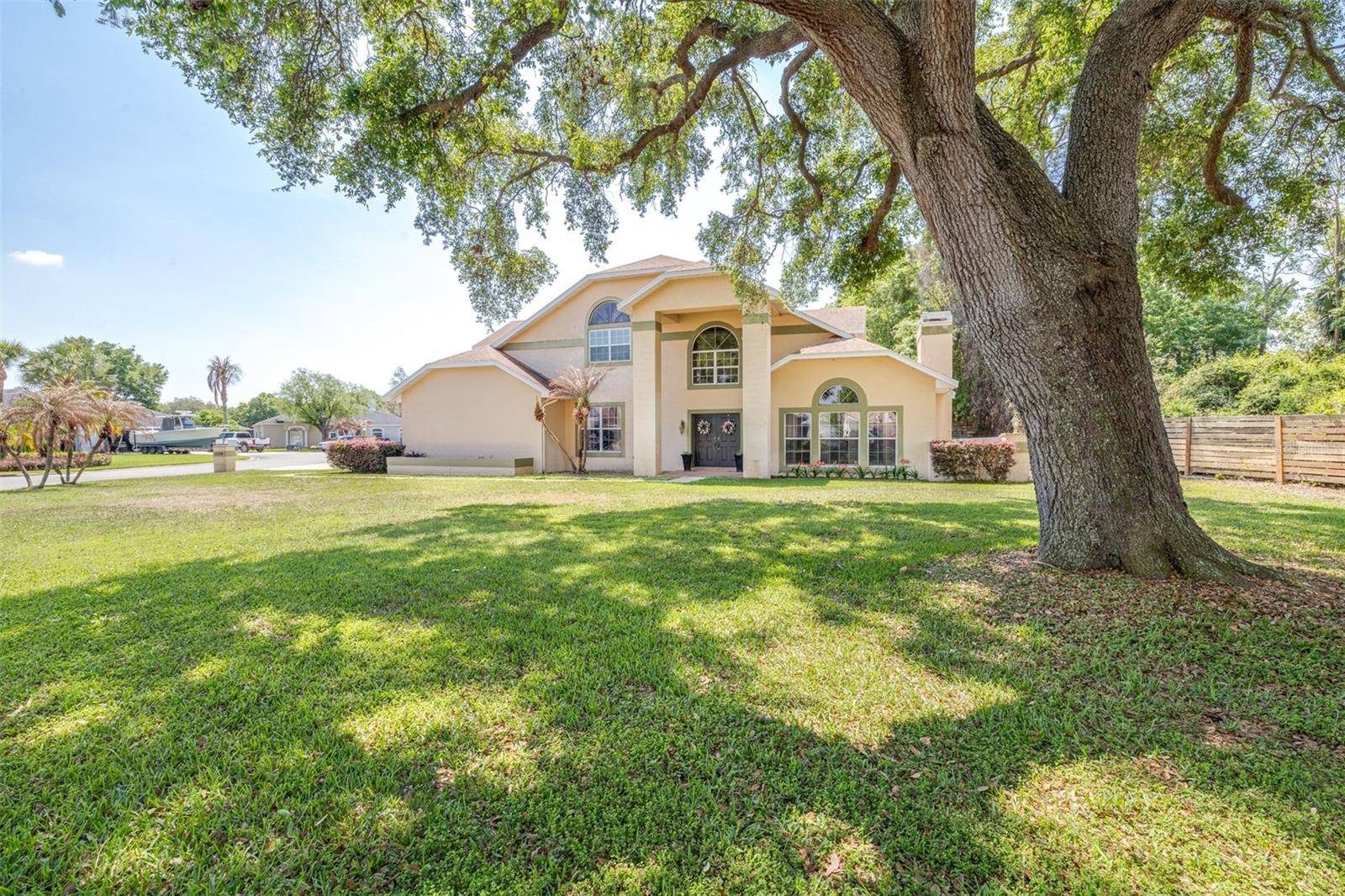 2134 KIRKLAND LAKE DR, Auburndale, FL 33823