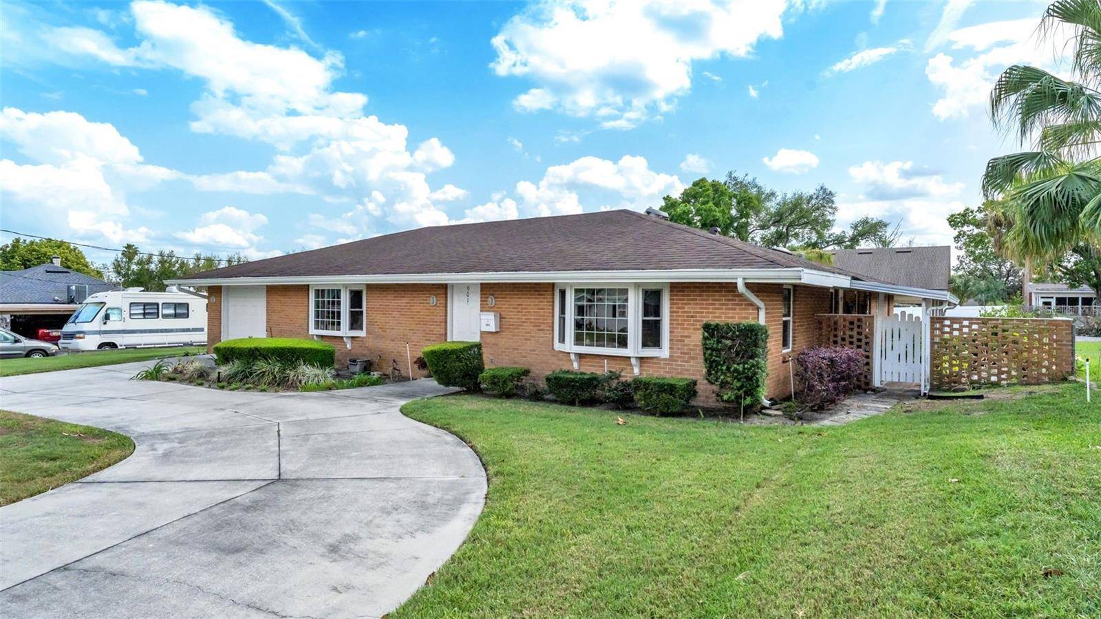 901 WOODWARD ST, Lakeland, FL 33803