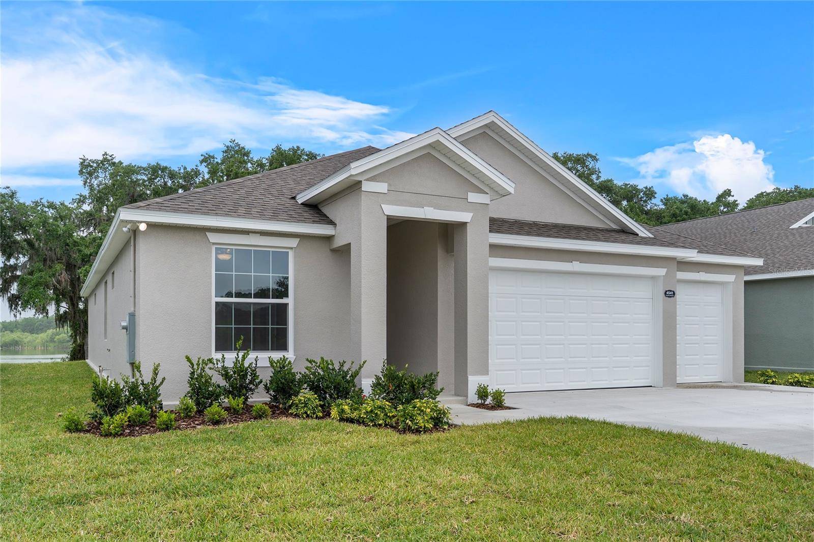 4541 FAIRWAY OAKS DR, Mulberry, FL 33860