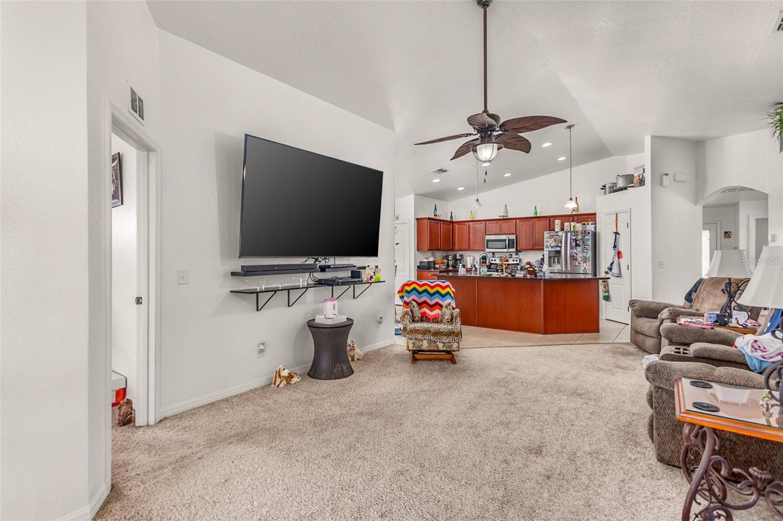 215 CAPTAIN HOOK WAY, Davenport, FL 33837