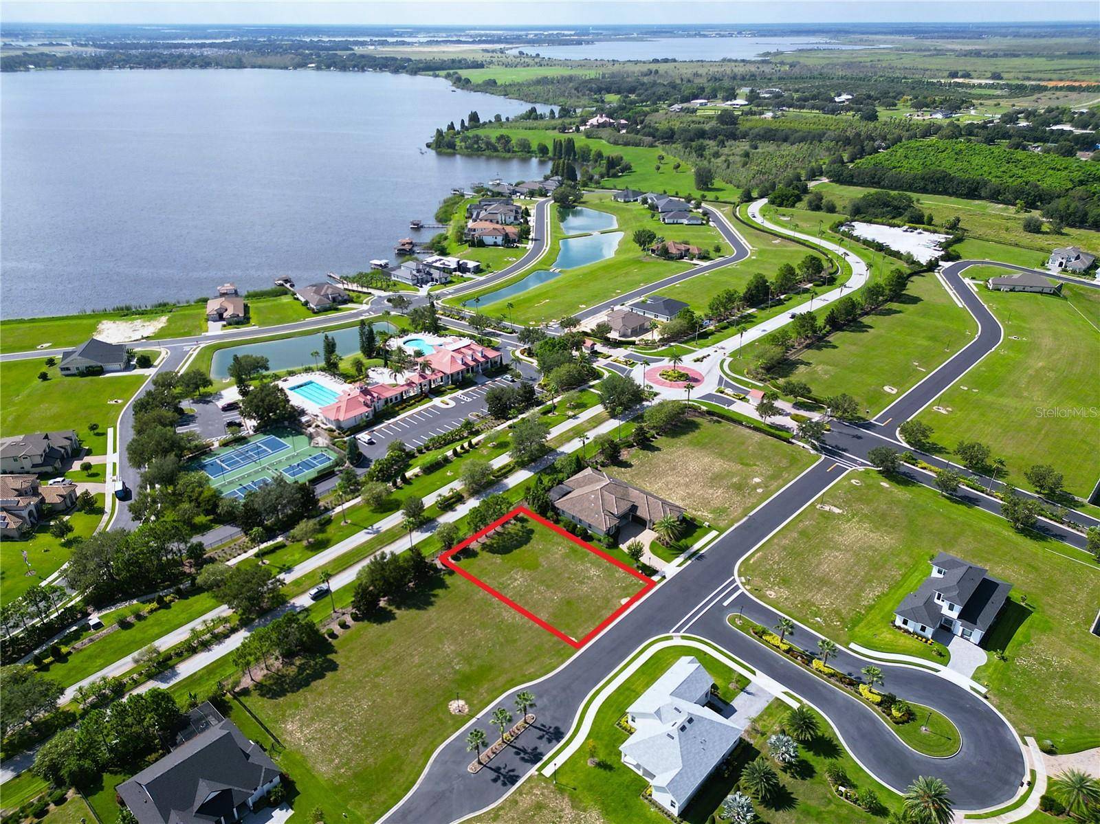 247 BLAZING STAR AVE, Lake Alfred, FL 33850