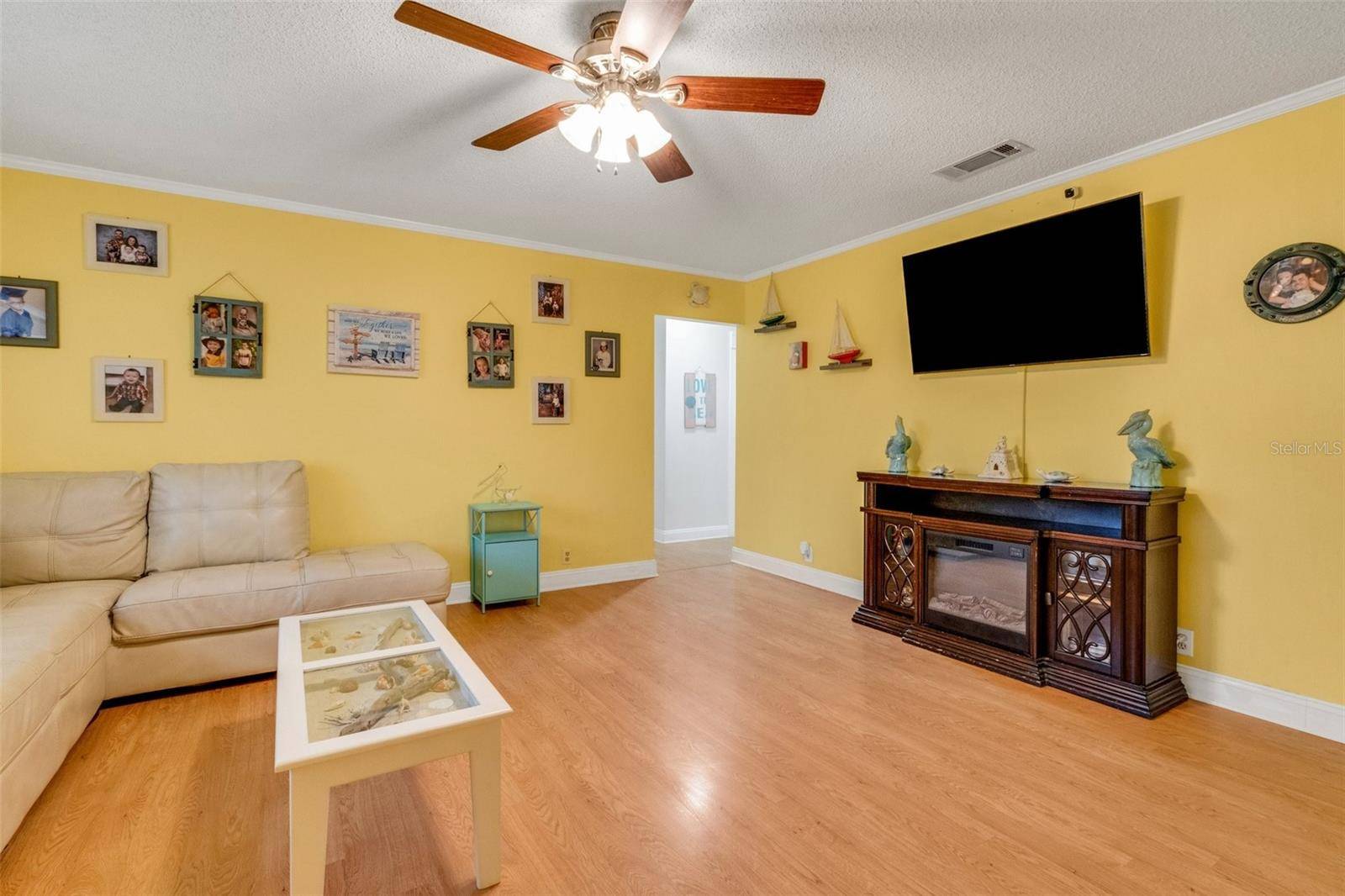 202 SAINT LUCIE RD, Winter Haven, FL 33884