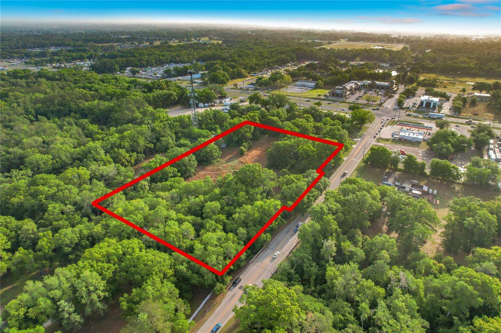 1301 DUFF RD, Lakeland, FL 33810