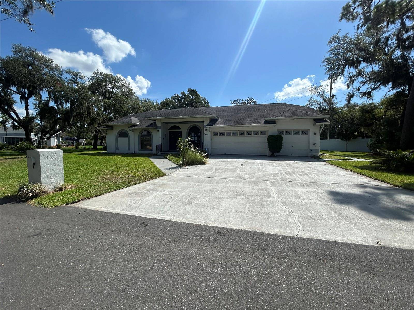 5235 POST LN, Lakeland, FL 33809