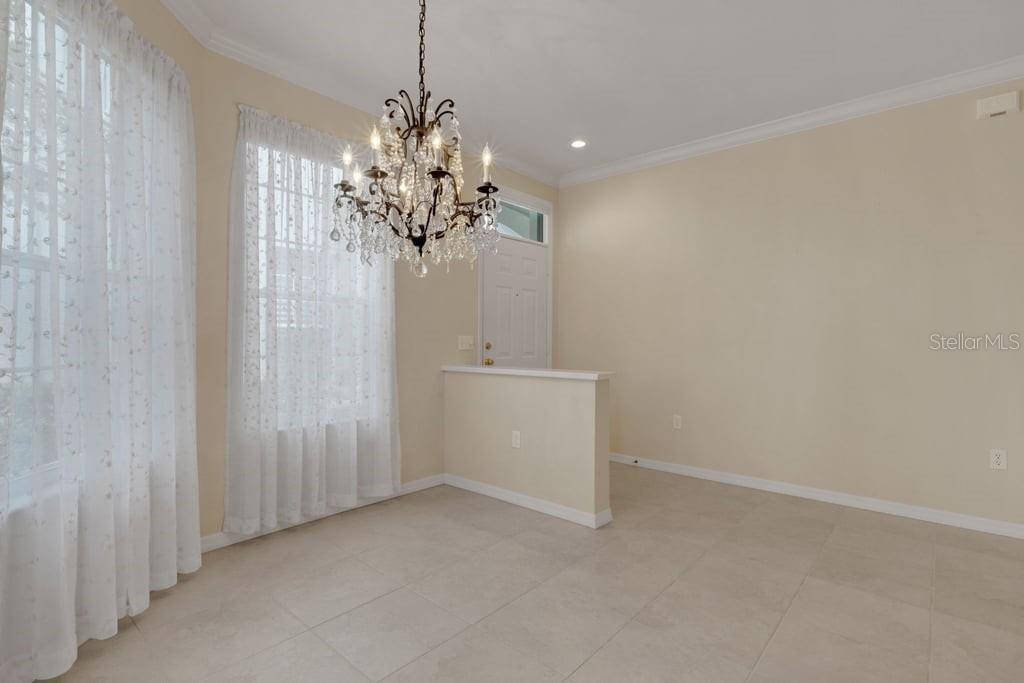 684 GRASSLANDS VILLAGE CIR, Lakeland, FL 33803