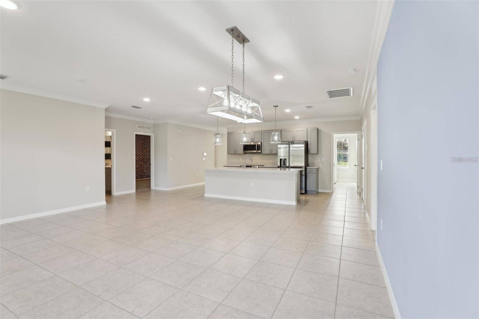 2410 PARK AVE, Indian Lake Estates, FL 33855