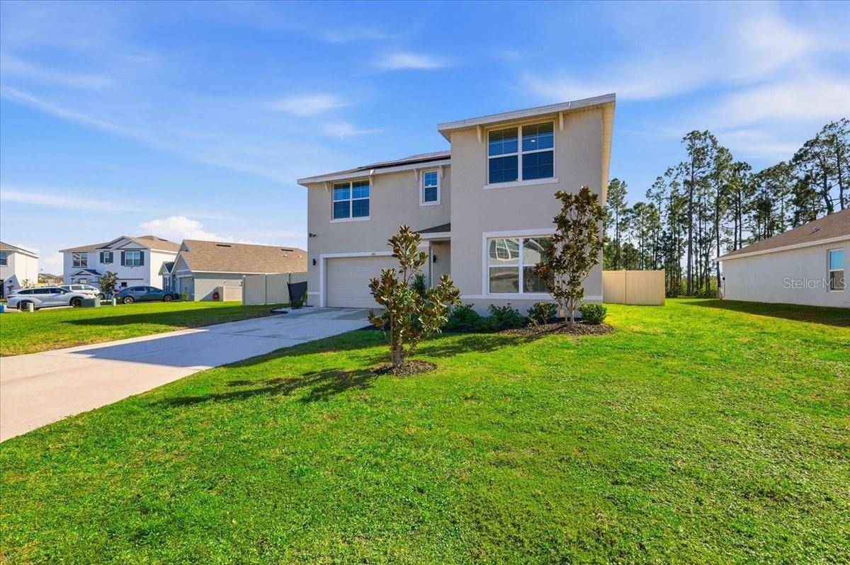 1211 TAHITIAN SUNRISE DR, Plant City, FL 33565