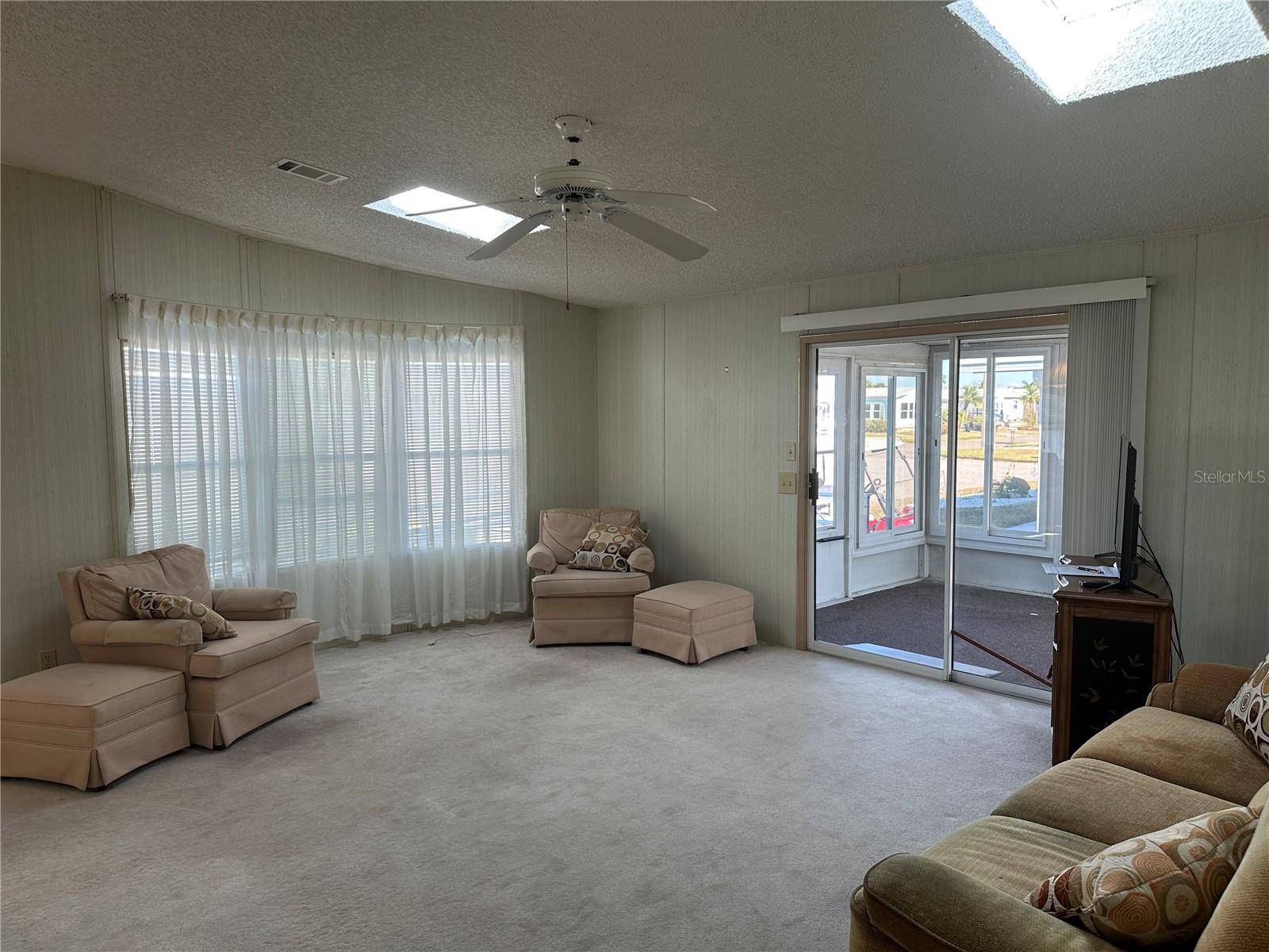 449 LANDSEDGE DR, North Port, FL 34287