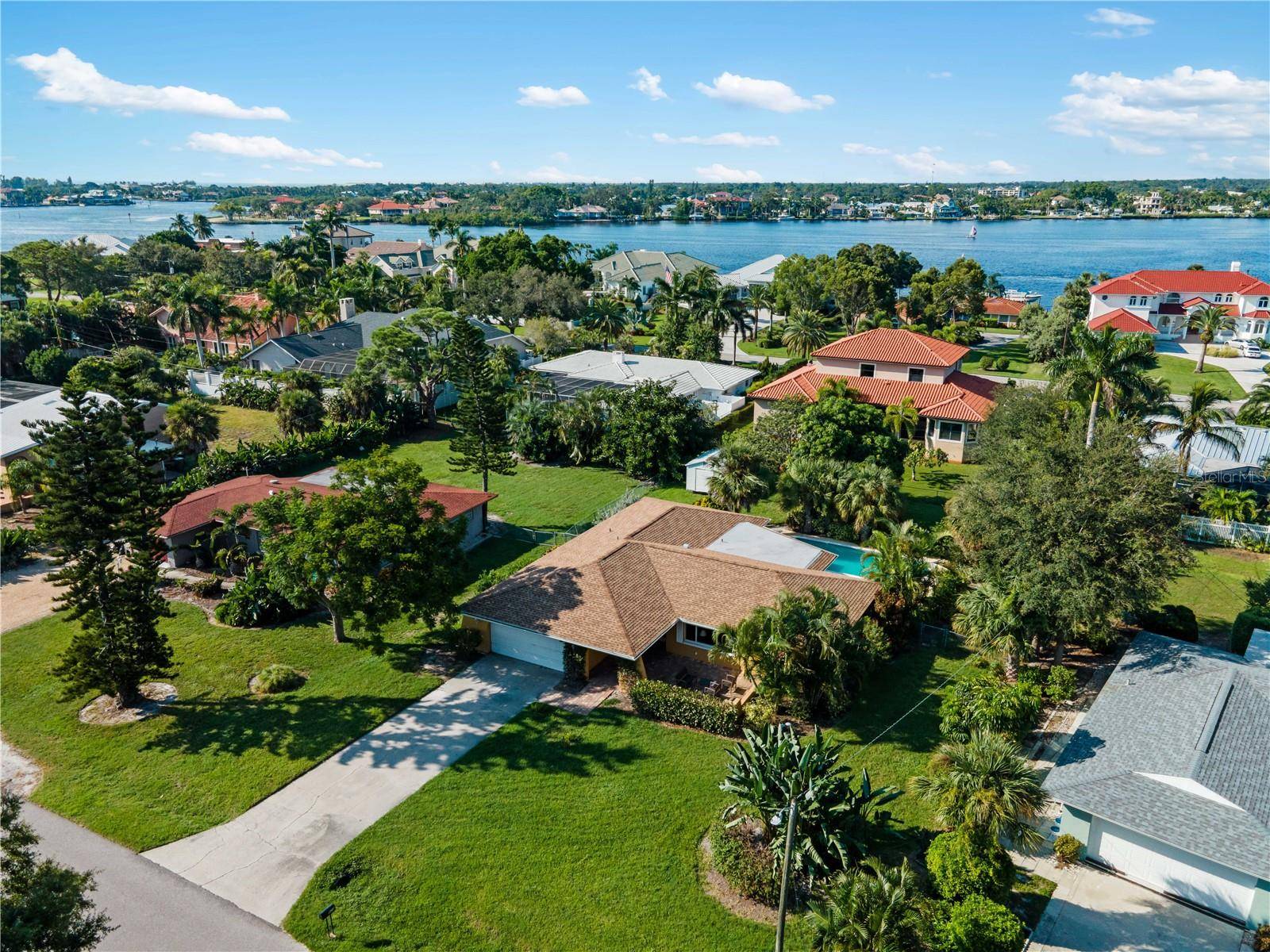 424 BAYCREST DR, Venice, FL 34285