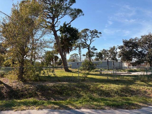 1431 COLONIA LN E, Nokomis, FL 34275