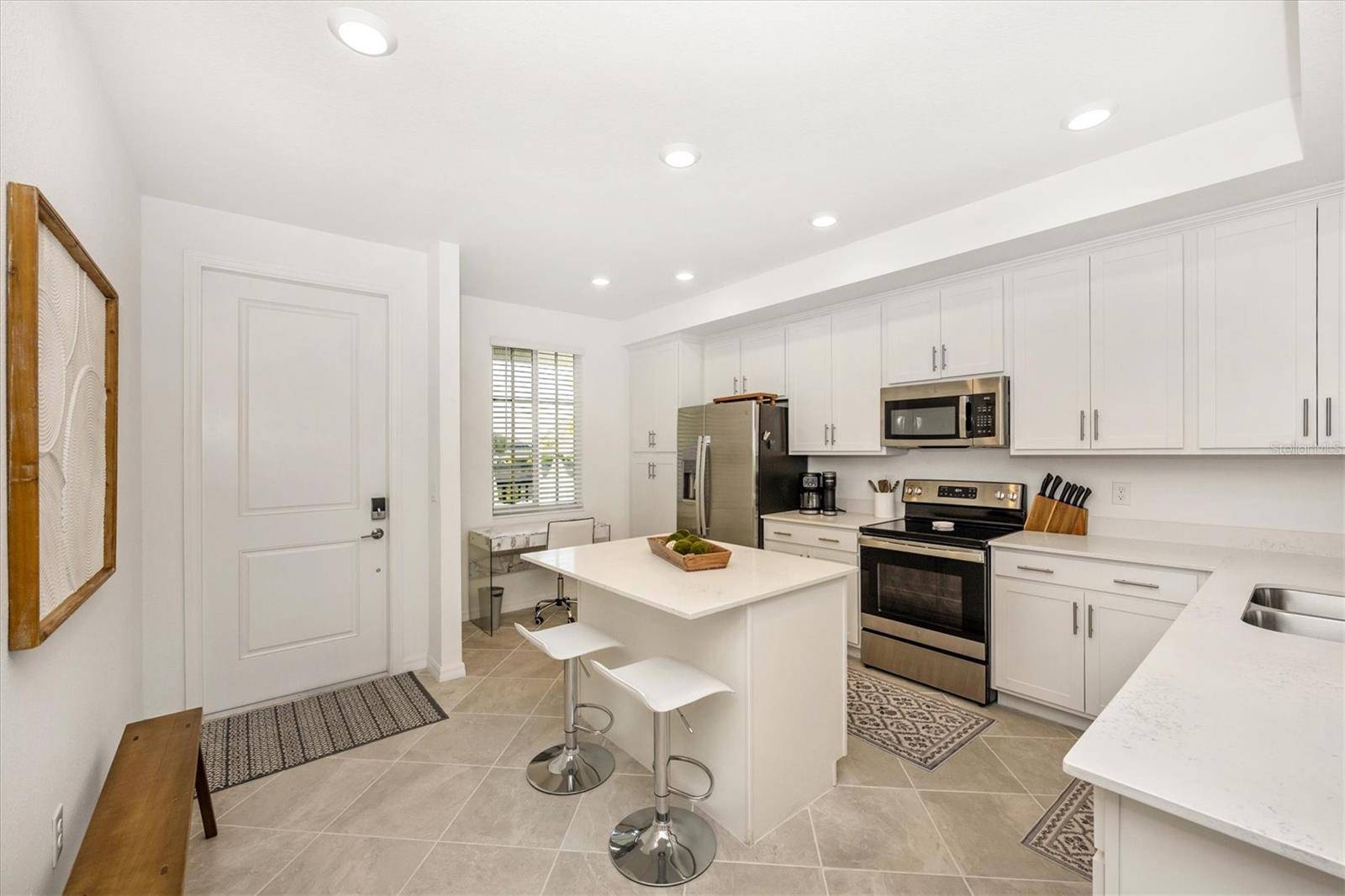 12240 WELLEN GOLF ST #204, Venice, FL 34293
