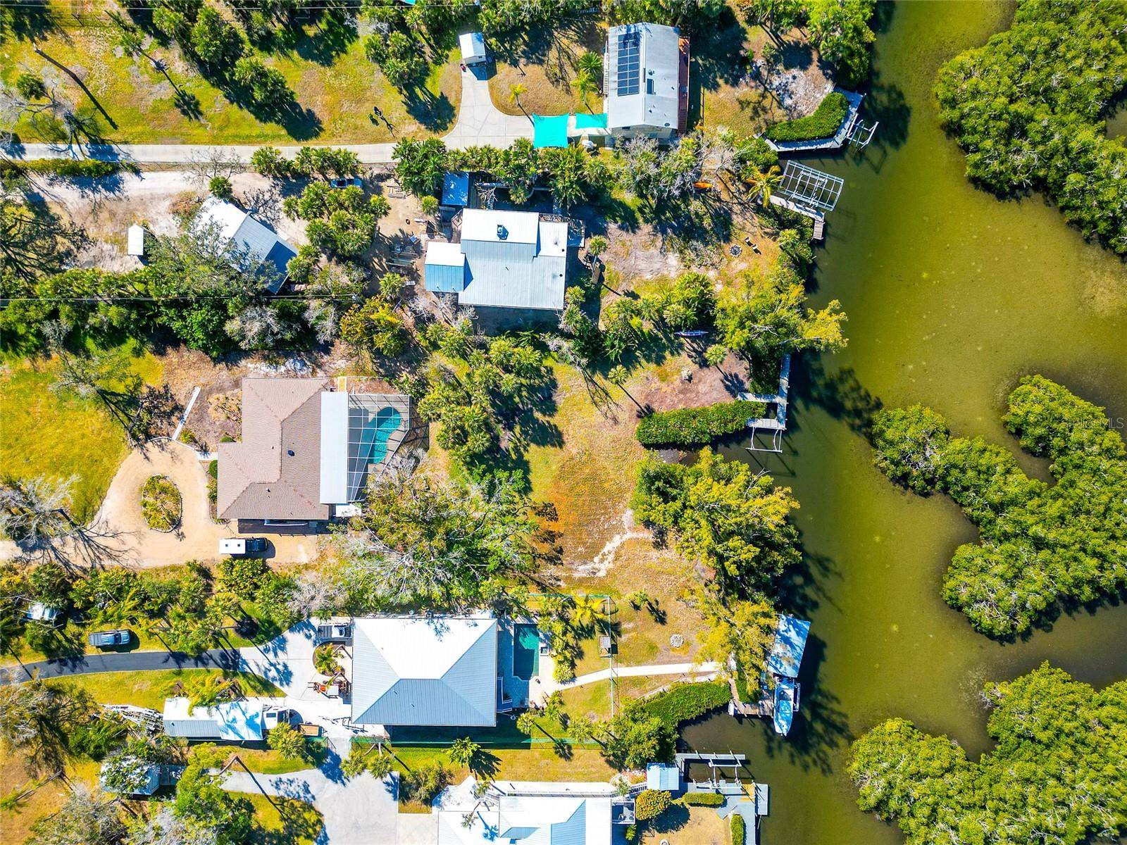 950 OXFORD DR, Englewood, FL 34223