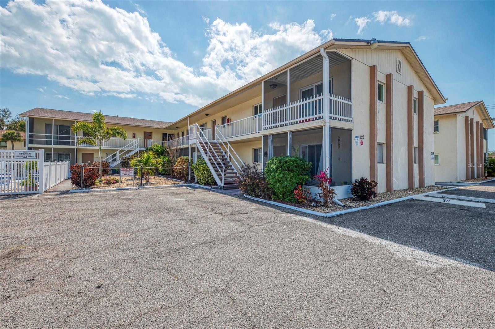 320 BASE AVE E #224, Venice, FL 34285
