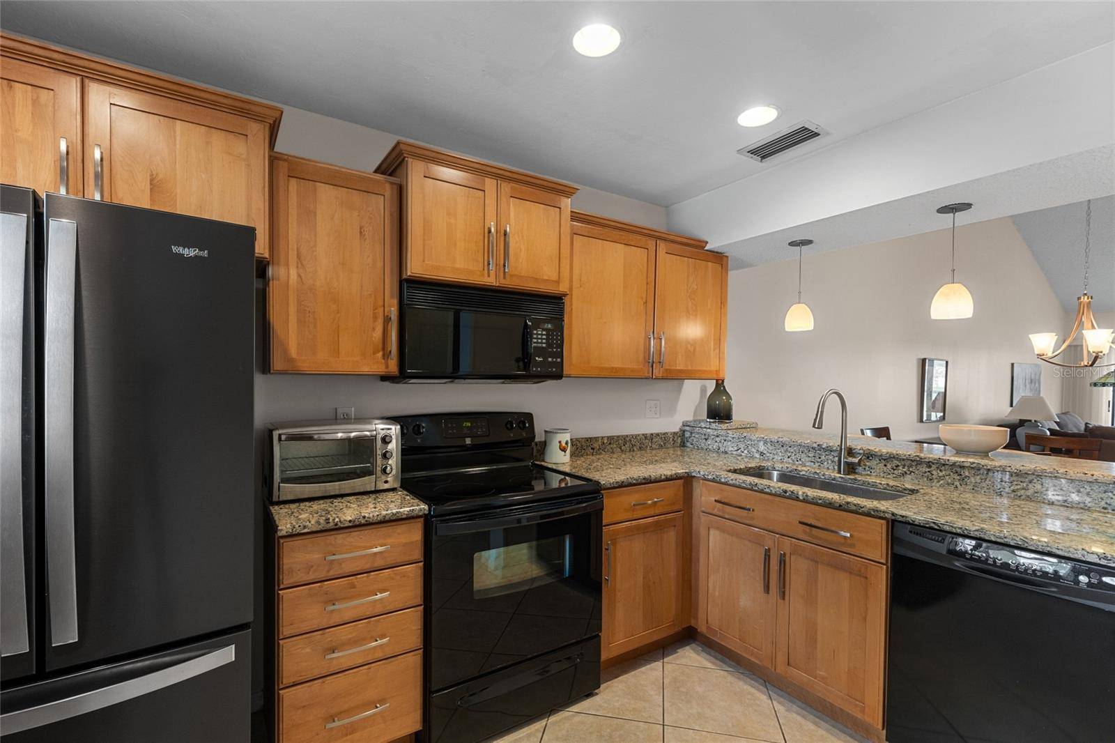 410 CERROMAR CIR S #242, Venice, FL 34293