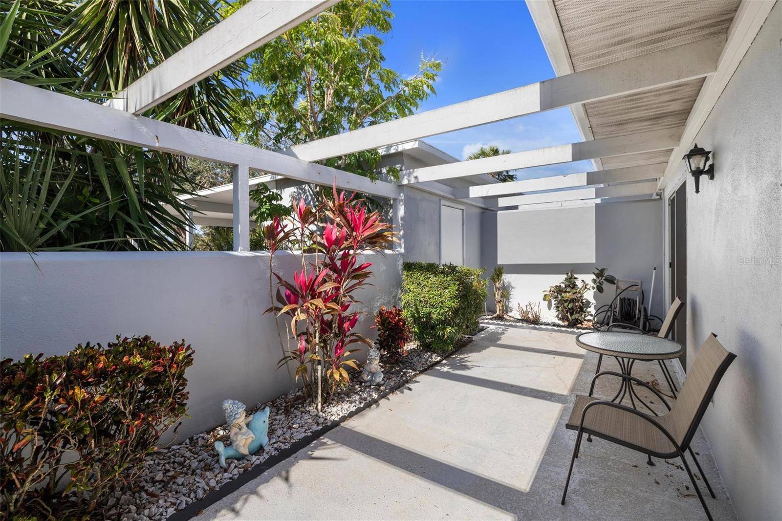276 CERROMAR WAY S #60, Venice, FL 34293