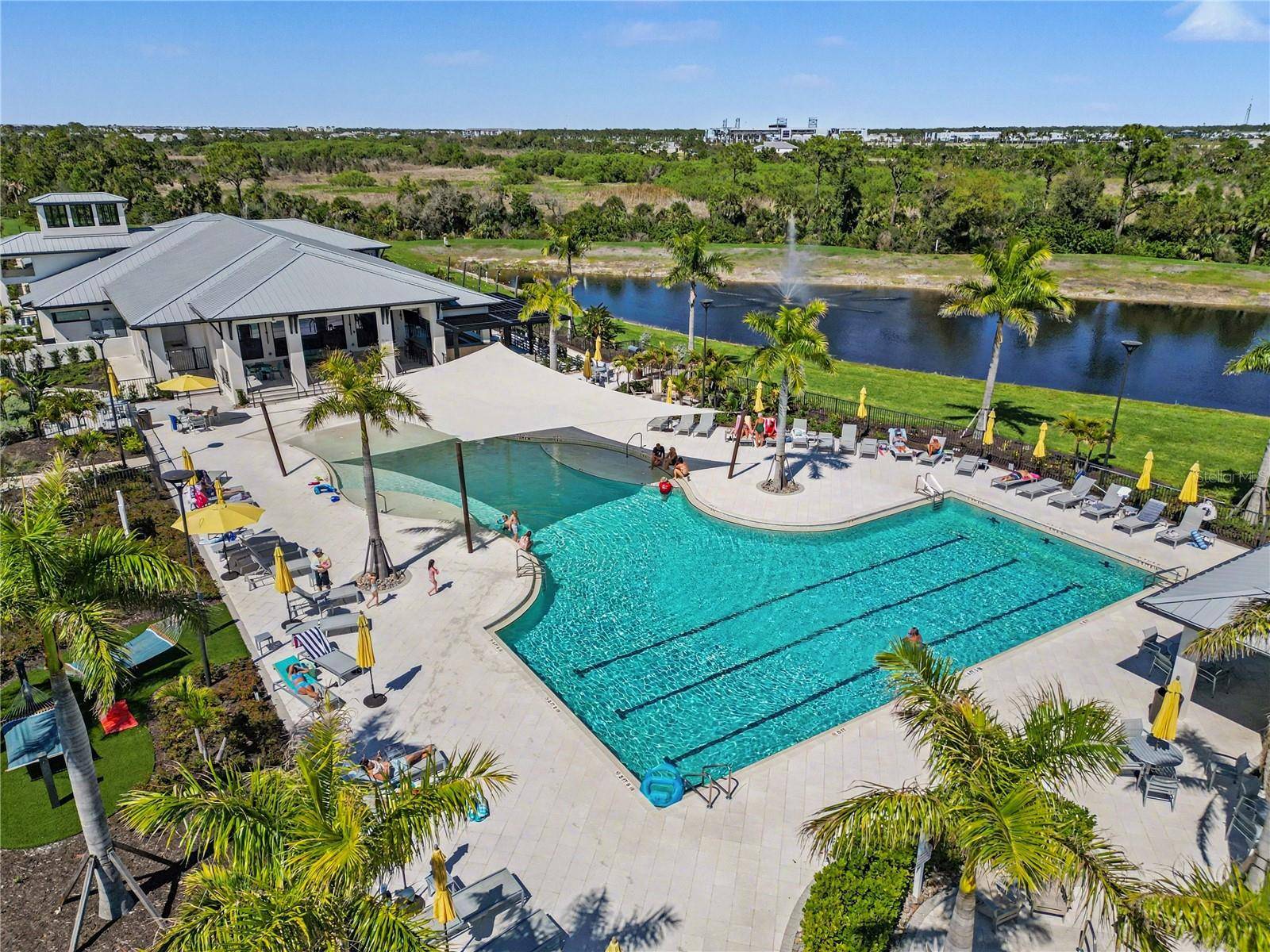 18065 GRAND PROSPERITY DR, Venice, FL 34293