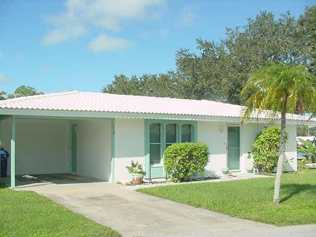 519 CIRCLEWOOD DR #519, Venice, FL 34293