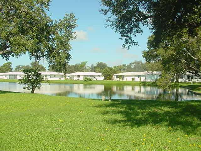 519 CIRCLEWOOD DR #519, Venice, FL 34293