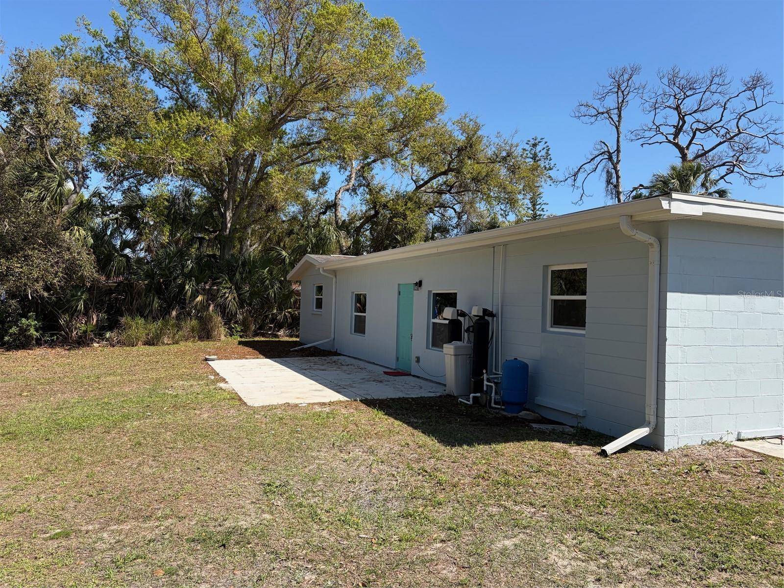 201 PALMETTO RD, Nokomis, FL 34275