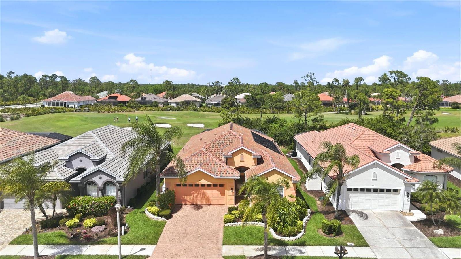 4811 BLUE HERON CIR, North Port, FL 34287