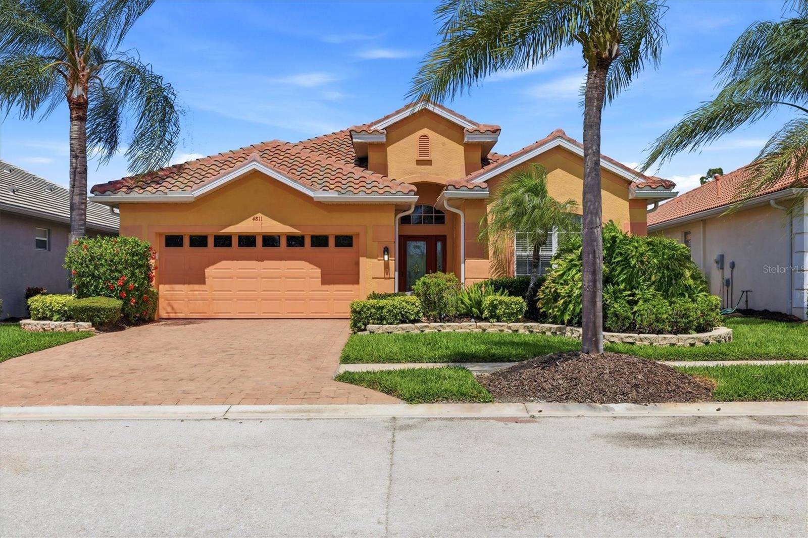 4811 BLUE HERON CIR, North Port, FL 34287