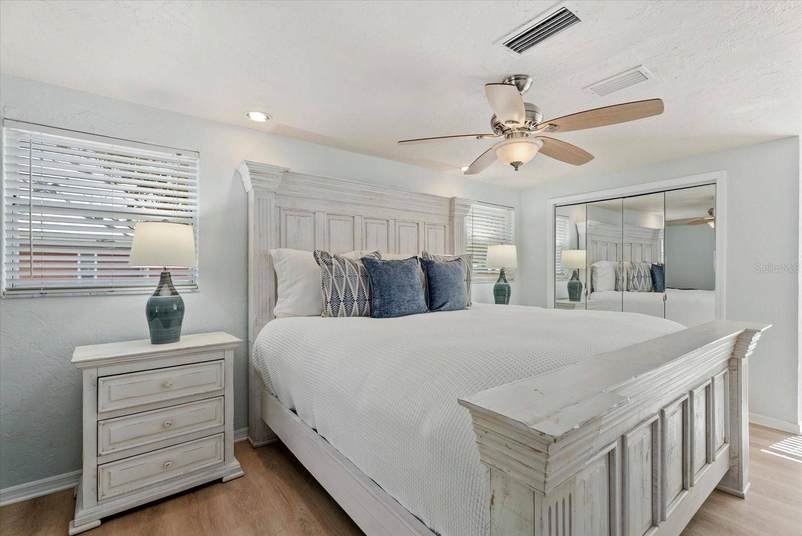 5868 DENISON DR, Venice, FL 34293
