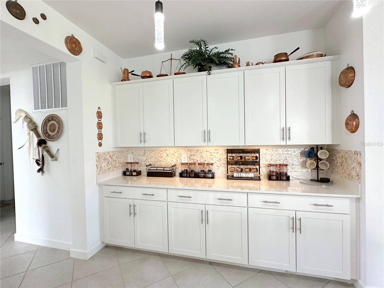 8608 SAINT KITTS CIR, Englewood, FL 34224