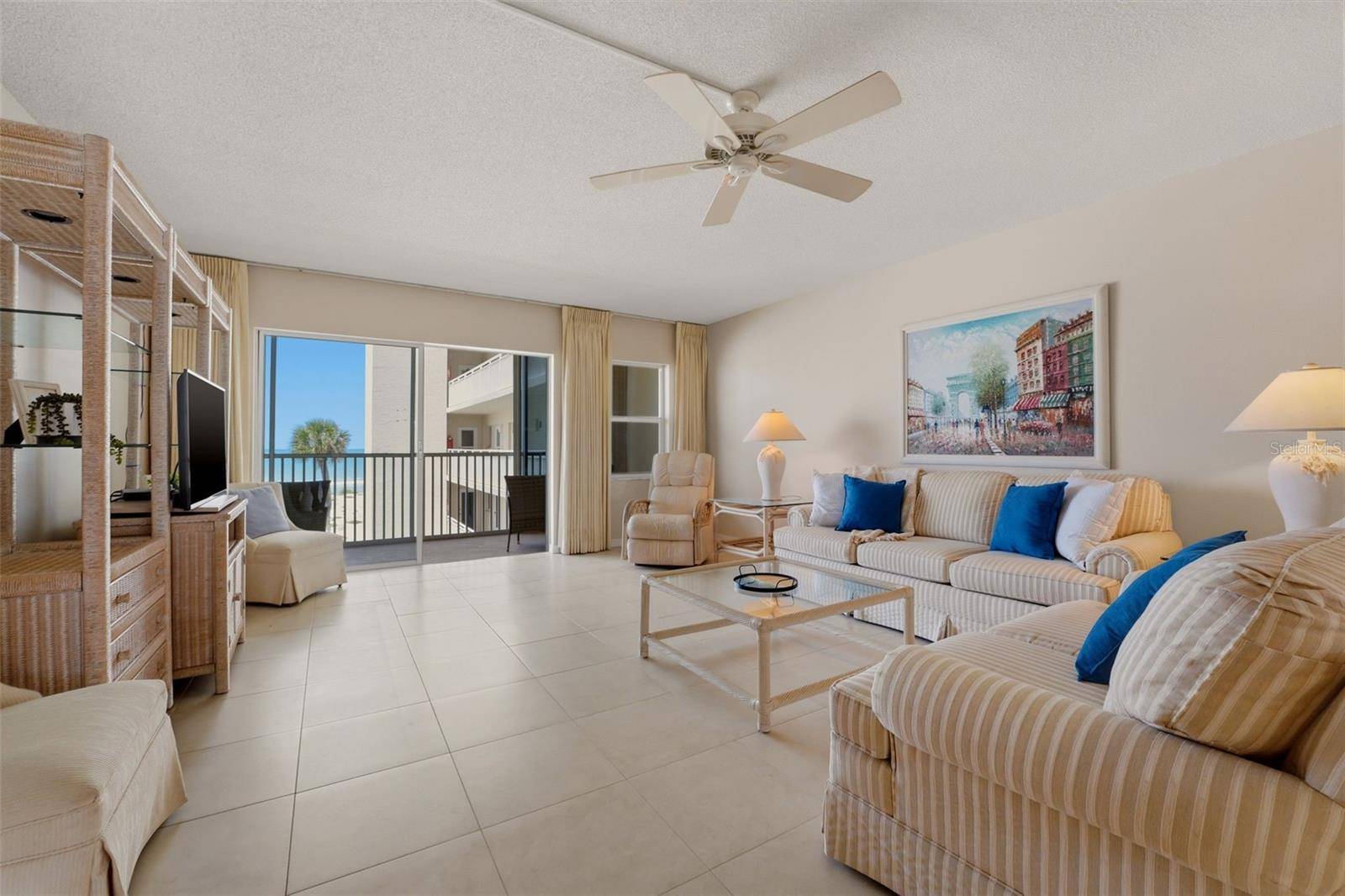 1150 TARPON CENTER DR #304, Venice, FL 34285
