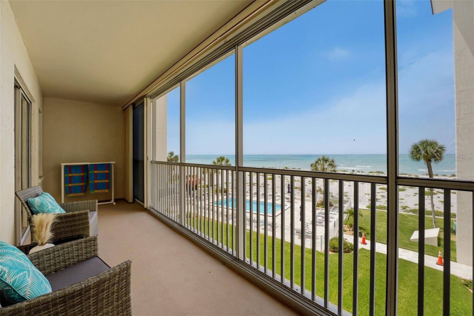 1150 TARPON CENTER DR #304, Venice, FL 34285