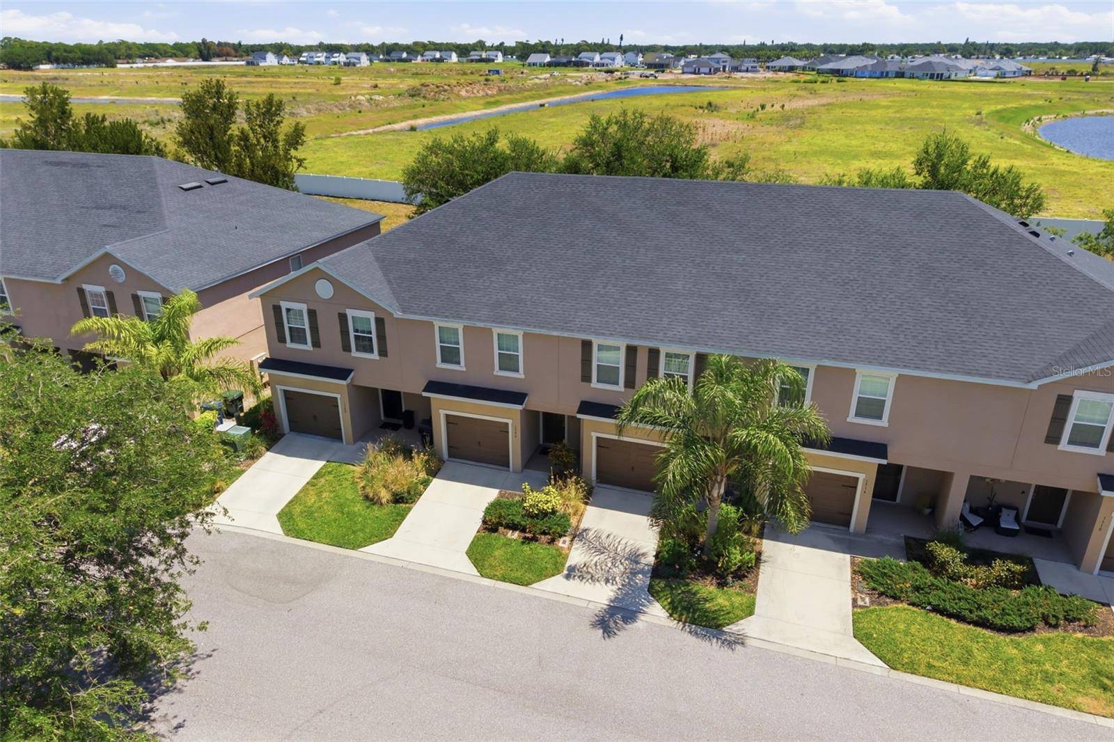 1306 GRANTHAM DR, Sarasota, FL 34234