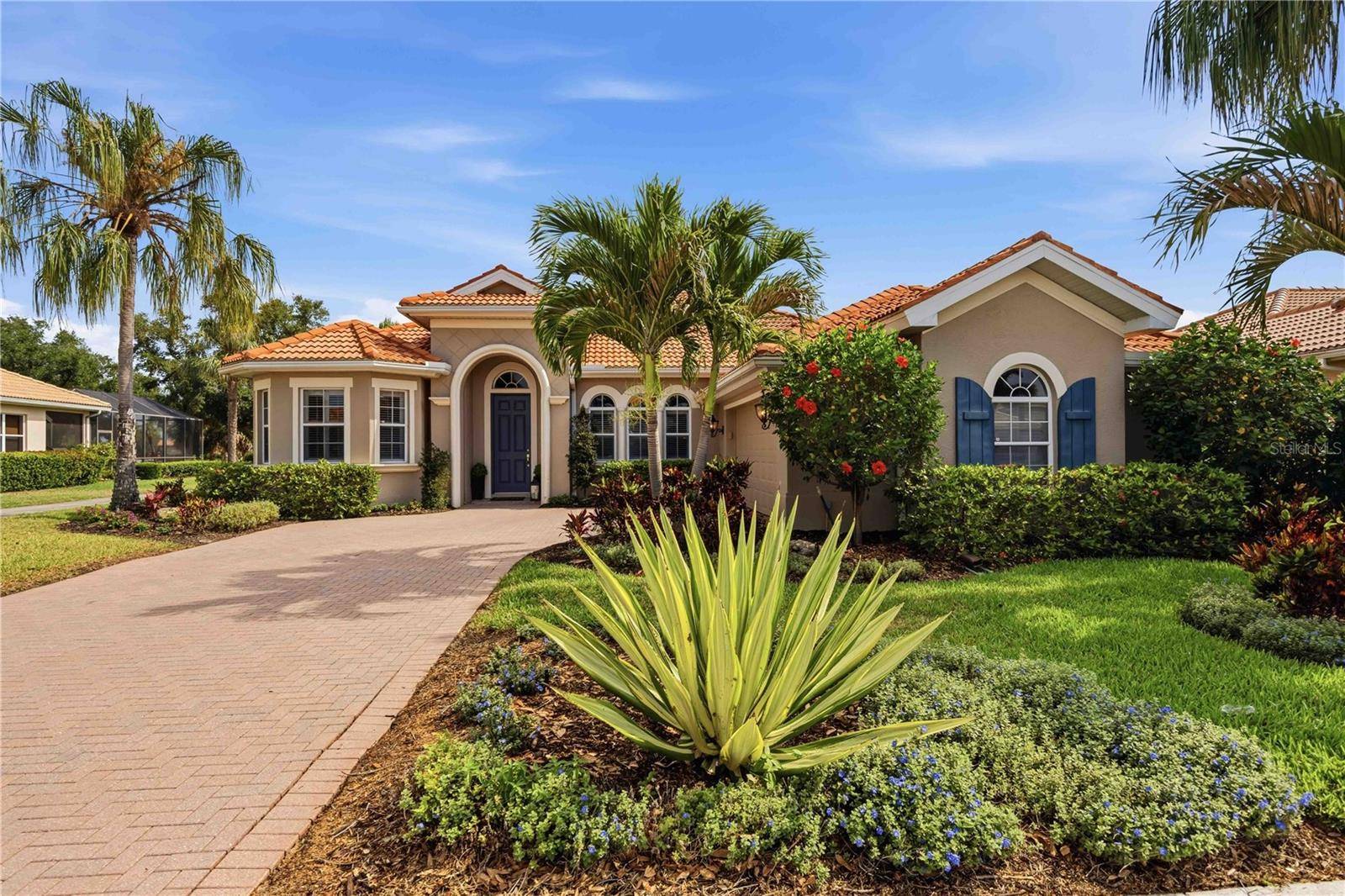 170 MONTELLUNA DR, North Venice, FL 34275