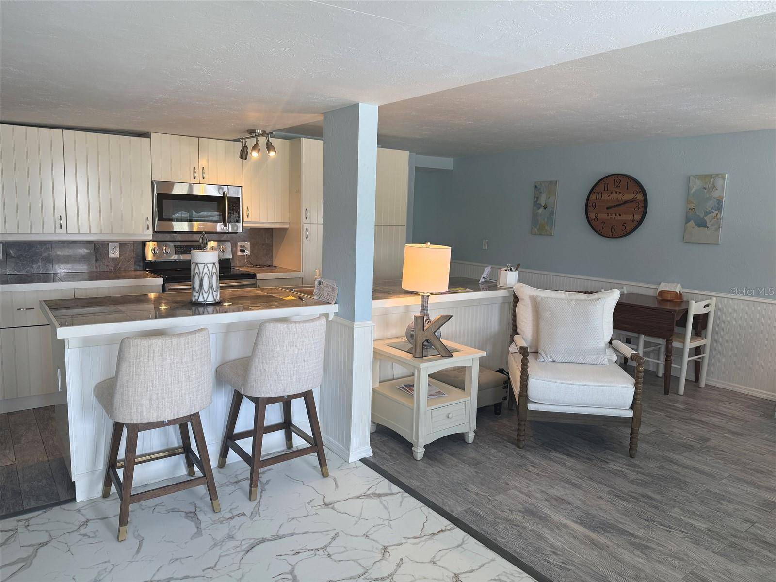 6190 DAFFODIL RD, Venice, FL 34293