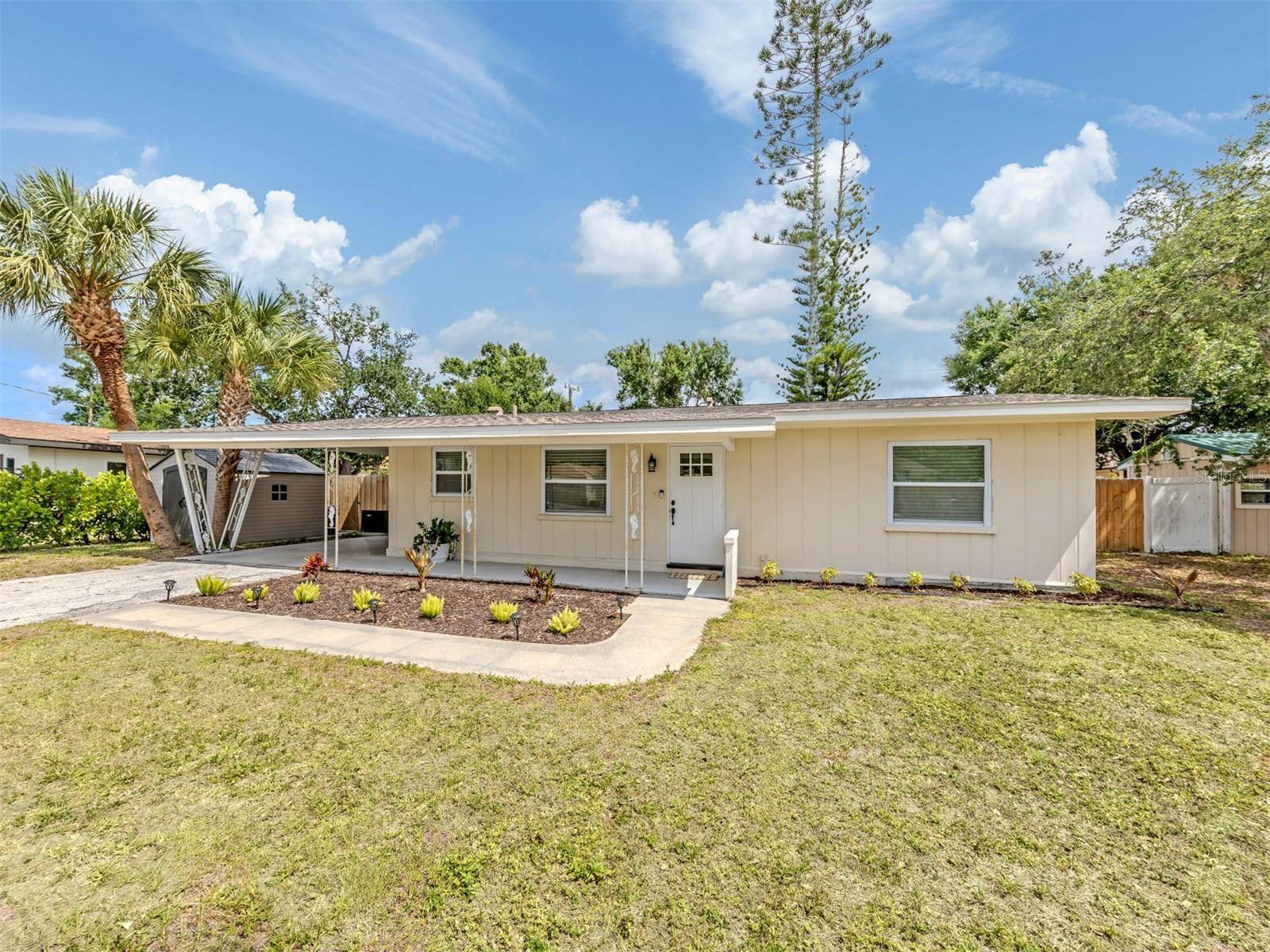 929 CYPRESS AVE, Venice, FL 34285