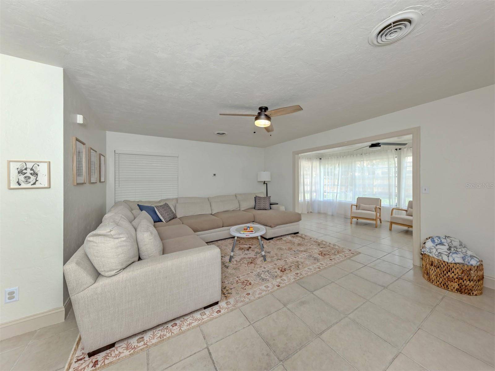 929 CYPRESS AVE, Venice, FL 34285