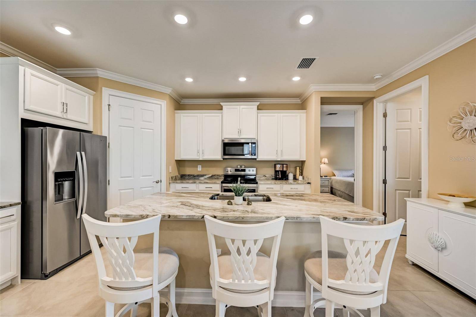 113 VINADIO BLVD, Nokomis, FL 34275