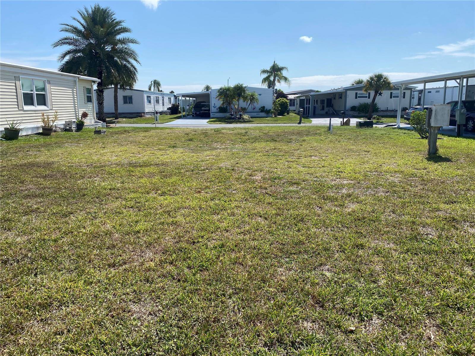 530 PARKWOOD AVE, North Port, FL 34287