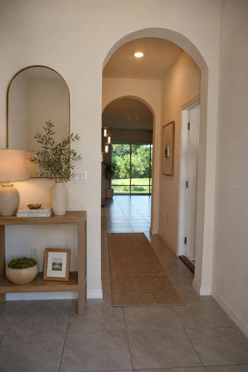 8748 MILESTONE DR, Sarasota, FL 34238