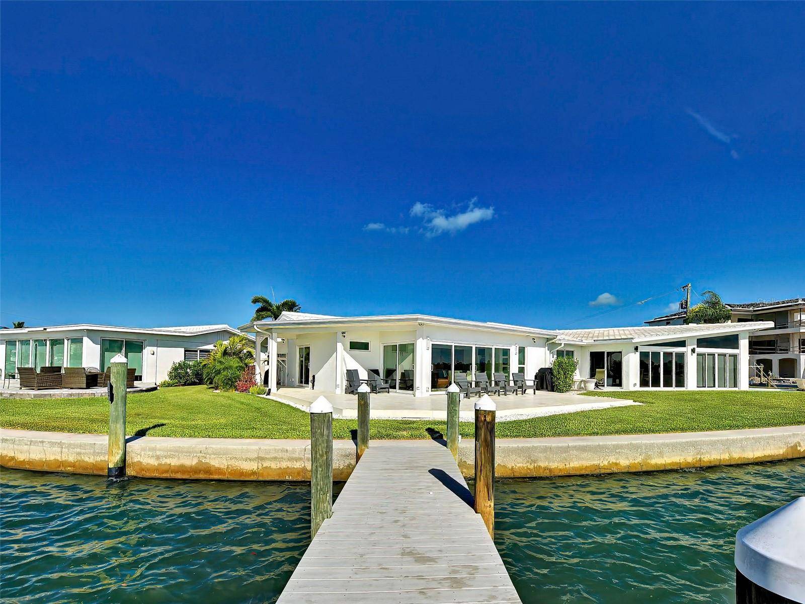 885 WHITE CAP CIR #34, Venice, FL 34285