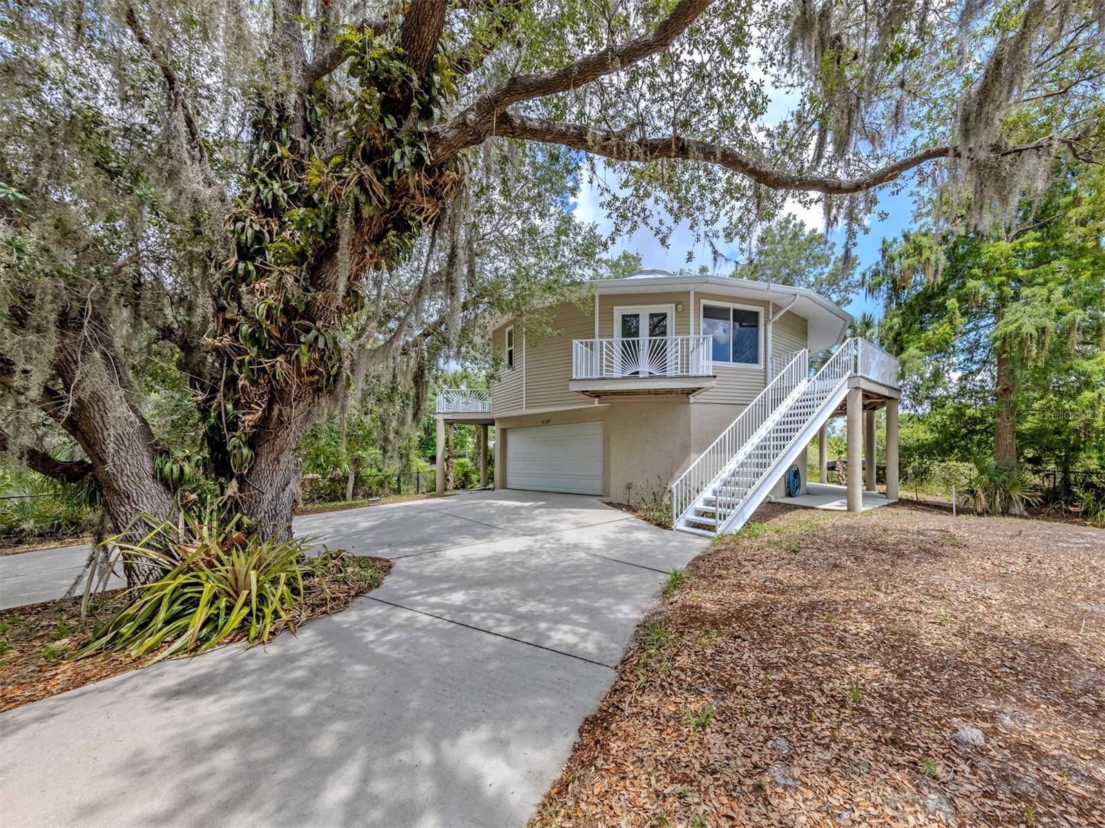 11883 DE LEON DR, North Port, FL 34287