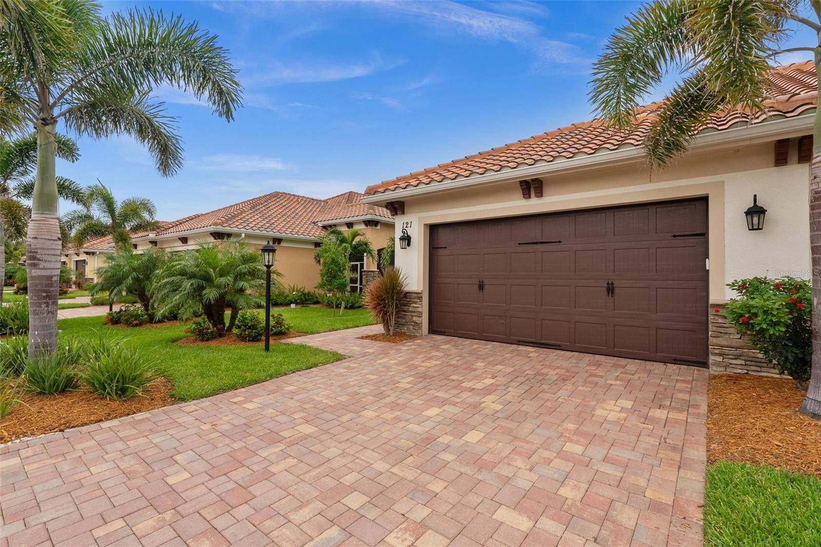 121 COLEBROOK CT, Venice, FL 34292