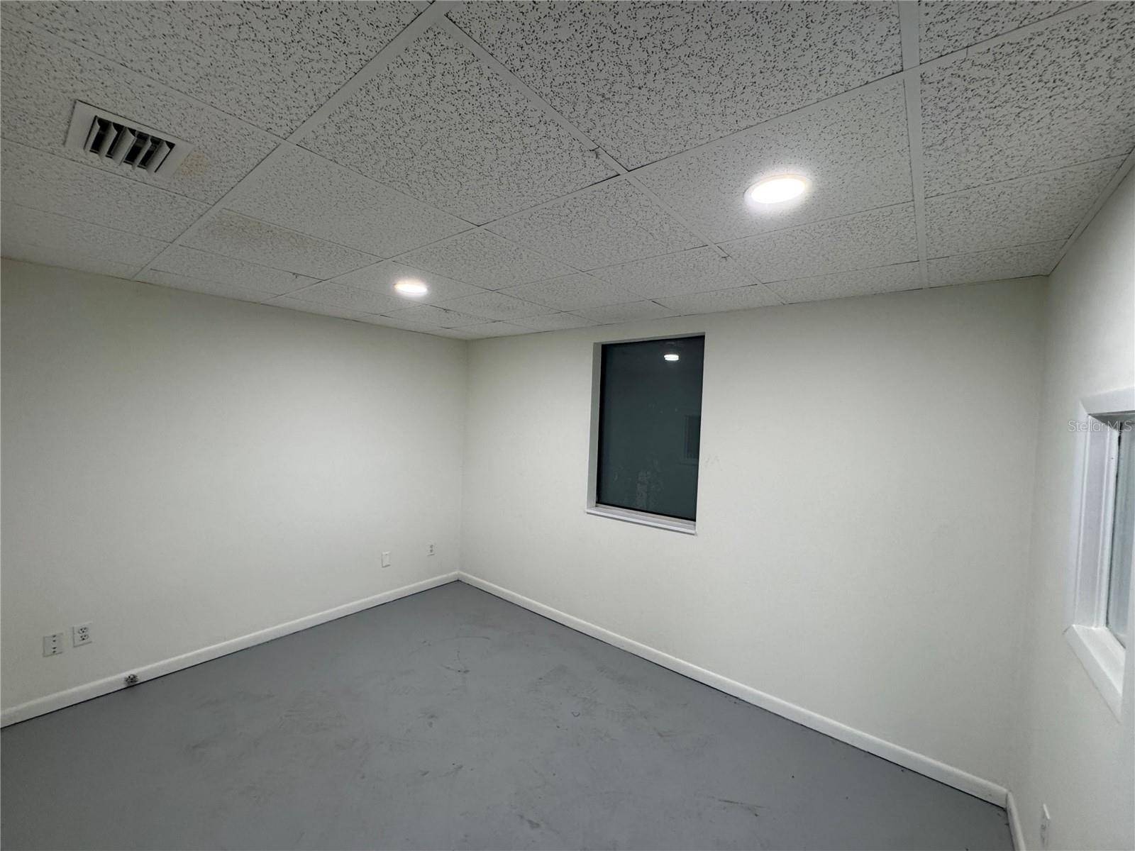 702 W PARK AVE #A1, Edgewater, FL 32132