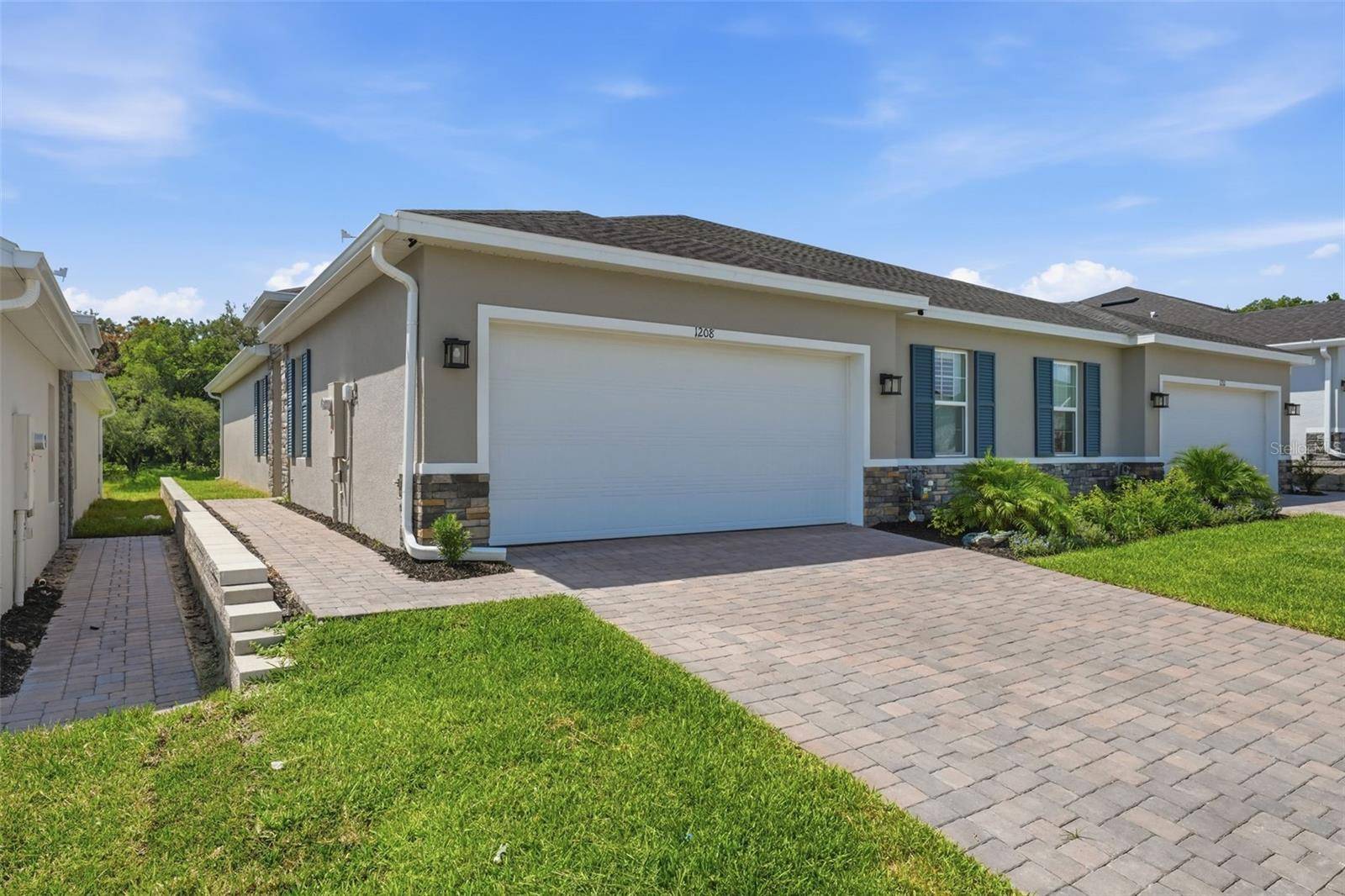 1208 TURTLE ISLAND RD, Lady Lake, FL 32159