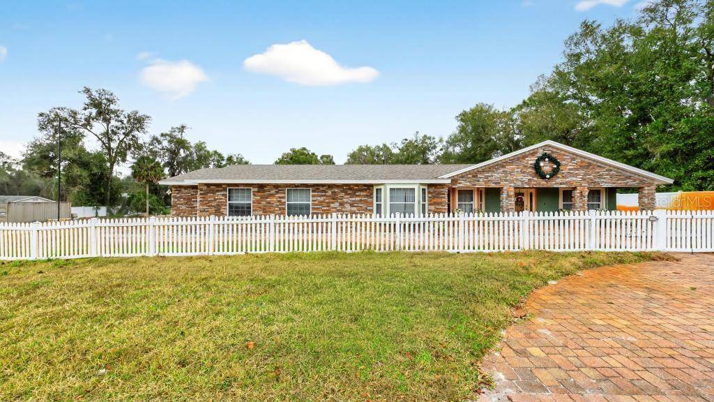 746 W WASHINGTON AVE W, Lake Helen, FL 32744